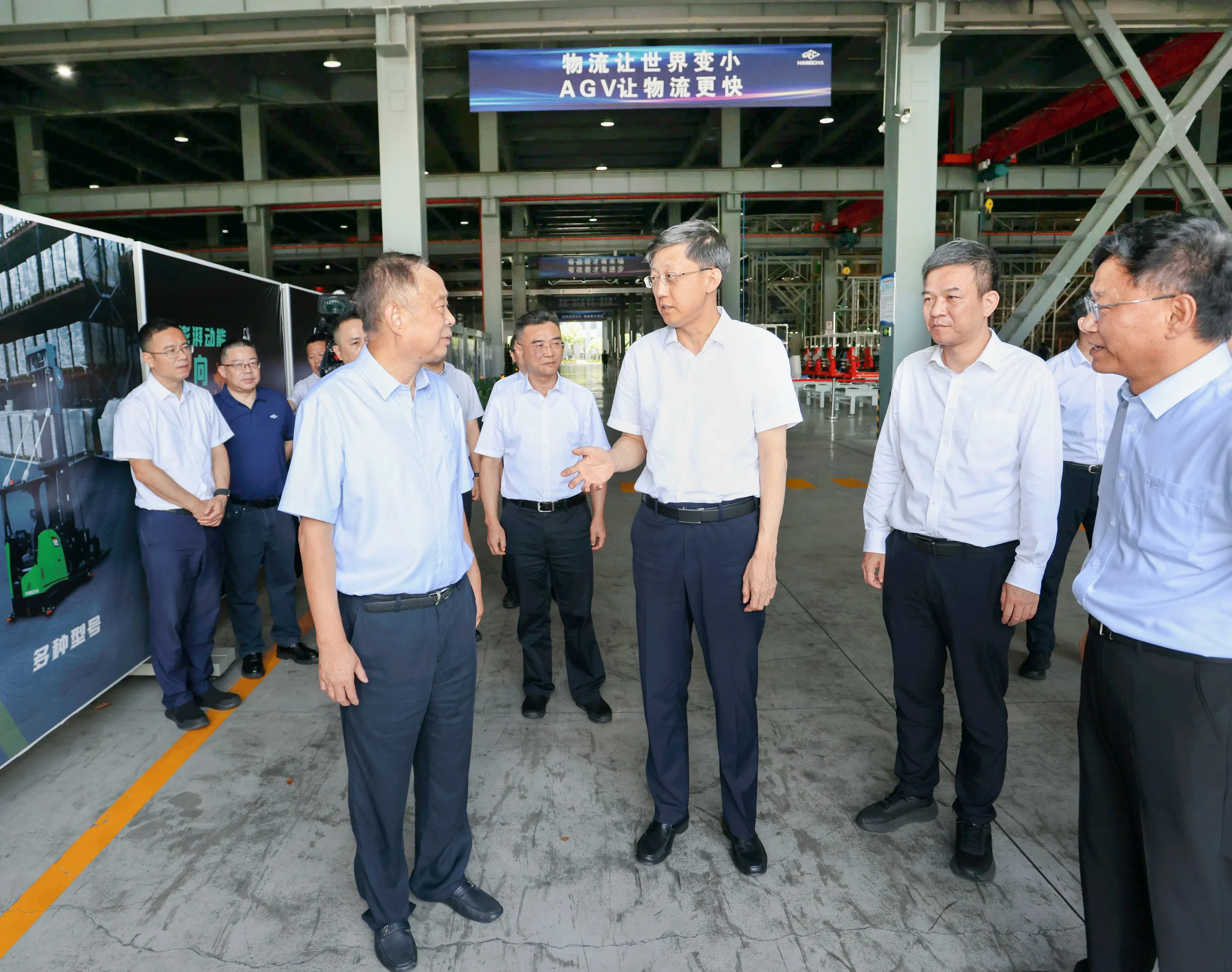 省委常委、杭州市委书记刘非调研杭叉集团配图（调亮度）.webp